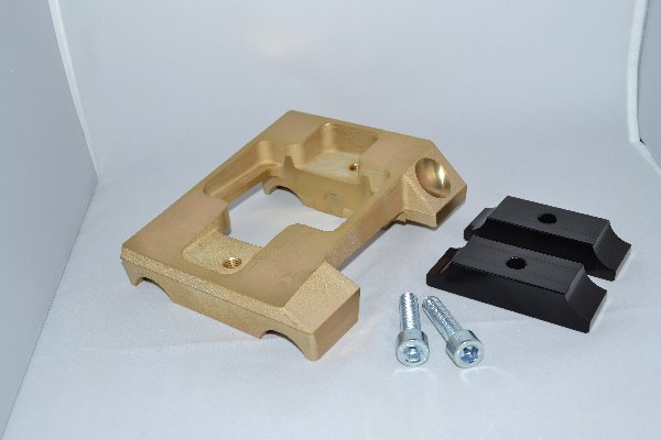 MAGNESIUM INCLINED ENGINE MOUNT FOR 32MM TUBE - WITHOUT HOLES - WITH BRACKETS